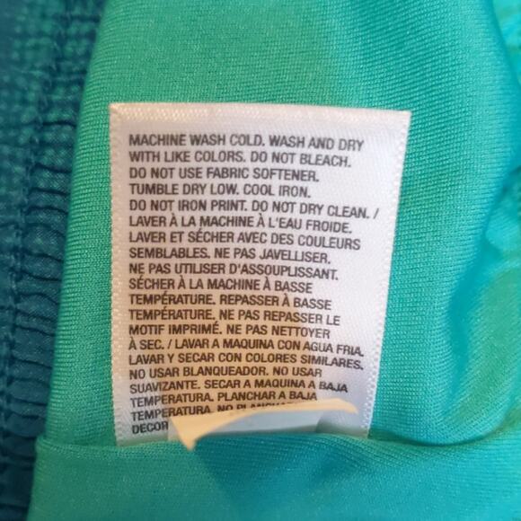 Old Navy Active Athletic/Running Shorts - Picture 6 of 7